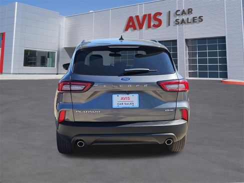 Used 2025 Ford Escape ST-Line image 5