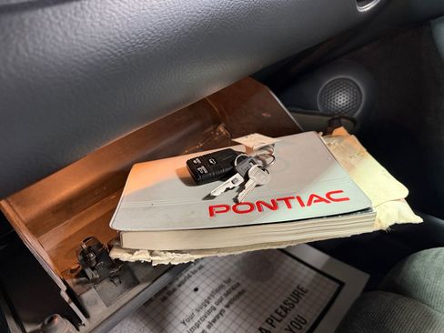 Used 1995 Pontiac Firebird Coupe image 32