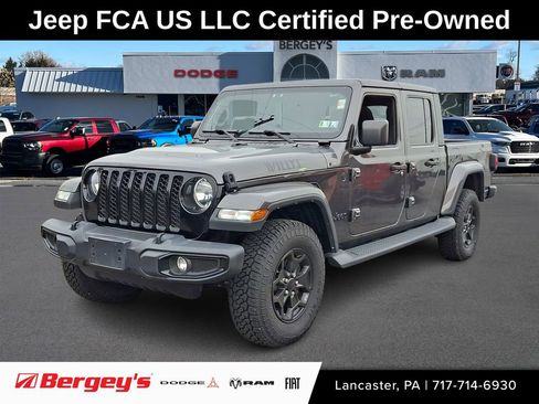 Used 2021 Jeep Gladiator Willys image 1