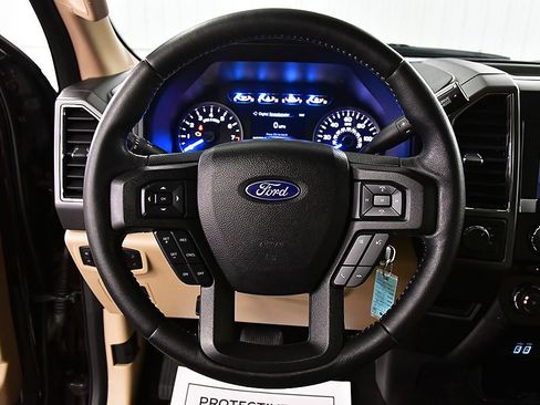 Used 2018 Ford F150 XLT w/ Equipment Group 302A Luxury AWD/4WD image 21