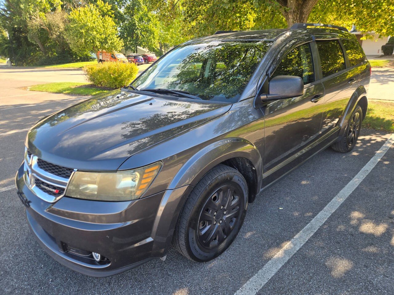 Used 2018 Dodge Journey SE w/ Connectivity Group FWD image 3