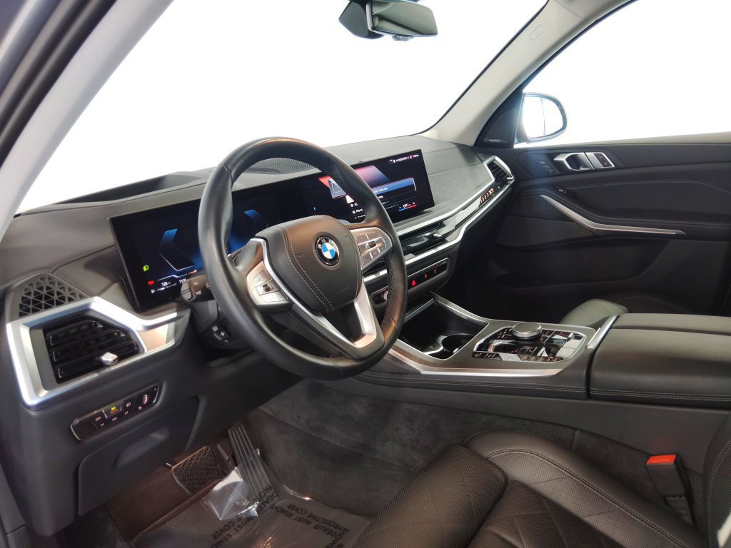 Used 2023 BMW X7 xDrive40i w/ Premium Package AWD/4WD image 38