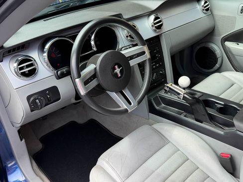 Used 2006 Ford Mustang GT Premium RWD image 16