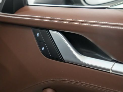 Certified 2022 Porsche 911 Turbo S AWD/4WD image 15