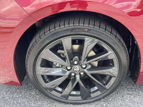 Used 2026 Toyota Corolla SE FWD image 5