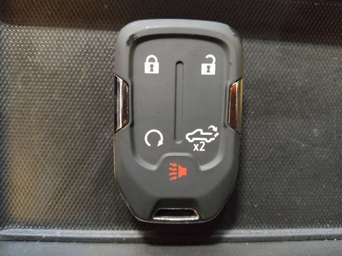 Used 2020 GMC Sierra 1500 SLE w/ SLE Value Package AWD/4WD image 32