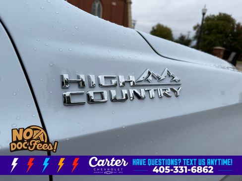 New 2026 Chevrolet Suburban High Country AWD/4WD image 7