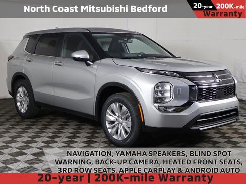 New 2026 Mitsubishi Outlander ES AWD/4WD image 1