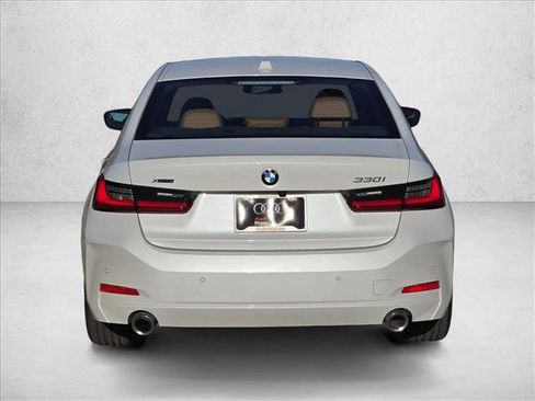 Used 2025 BMW 330i xDrive Sedan image 6