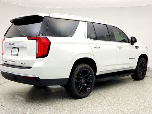 Used 2023 GMC Yukon SLT w/ SLT Premium Package image 5