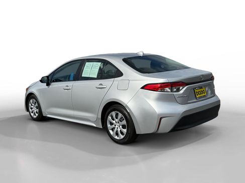 Used 2023 Toyota Corolla LE FWD image 3