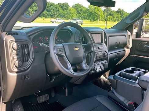 New 2026 Chevrolet Silverado 2500 Custom w/ Custom Convenience Package AWD/4WD image 6