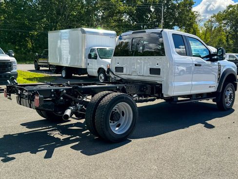 New 2026 Ford F450 XL w/ XL Chrome Package image 3