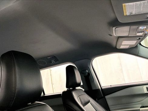 Certified 2023 Ford Explorer XLT w/ Equipment Group 202A image 21