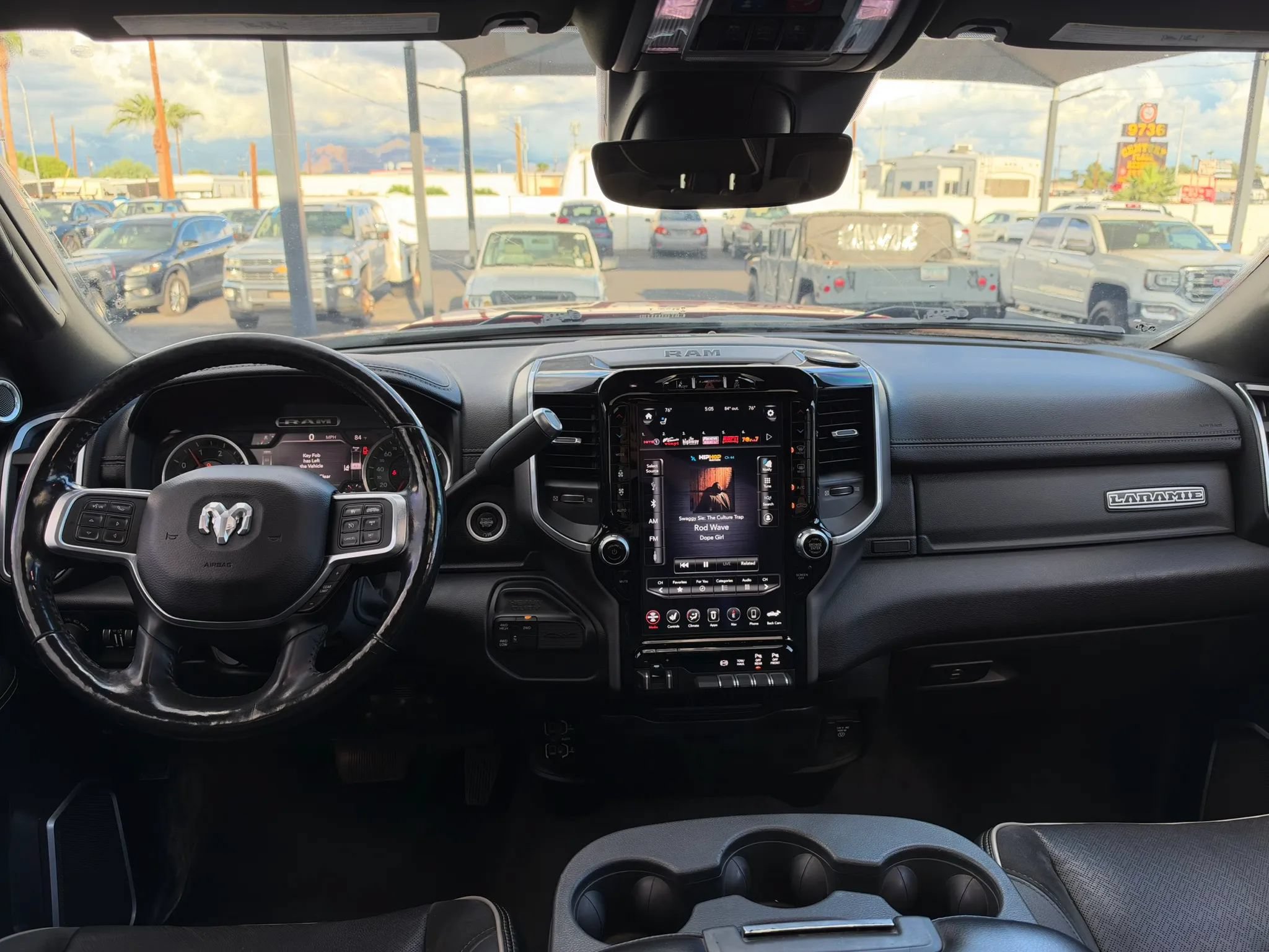 Used 2020 RAM 3500 Laramie AWD/4WD image 11