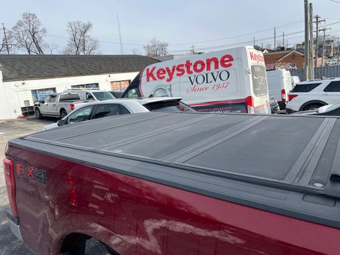 Used 2017 Ford F250 Lariat w/ Lariat Ultimate Package image 5