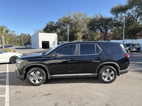 Used 2024 Honda Pilot EX-L image 4