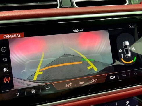 Used 2019 Land Rover Range Rover SV Autobiography Dynamic image 21