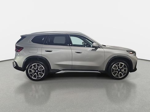 New 2026 BMW X1 xDrive28i w/ Convenience Package image 4