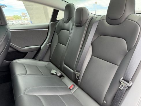 Used 2025 Tesla Model 3 Long Range RWD image 39