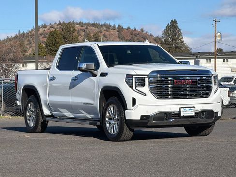 Used 2023 GMC Sierra 1500 Denali image 9