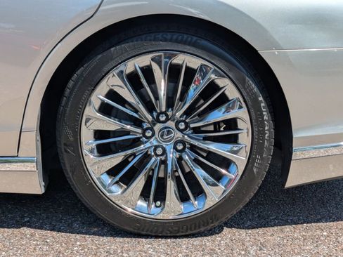 Used 2019 Lexus LS 500 w/ Interior Upgrade Package RWD image 14