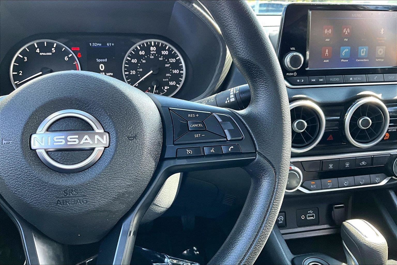 Used 2025 Nissan Sentra S w/ Lighting Package FWD image 12