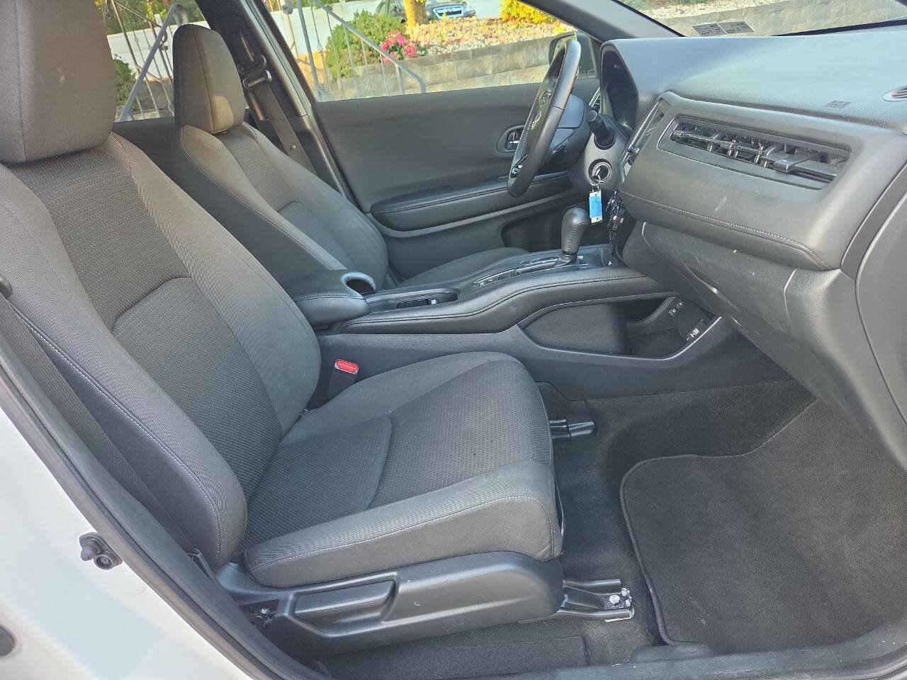 Used 2021 Honda HR-V Sport image 20