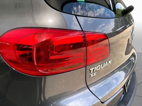 Used 2016 Volkswagen Tiguan SE FWD image 28