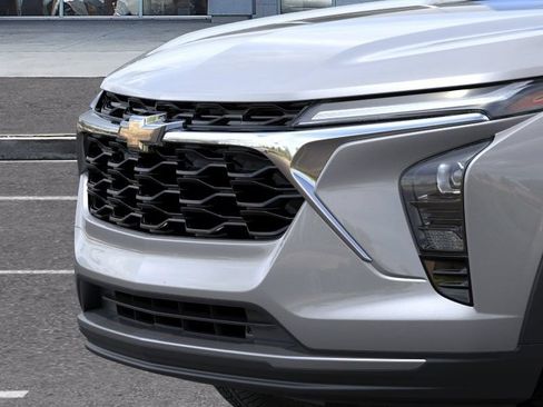 New 2026 Chevrolet Trax LT w/ Driver Confidence Package FWD image 14