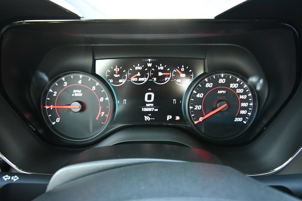 Used 2017 Chevrolet Camaro ZL1 RWD image 17