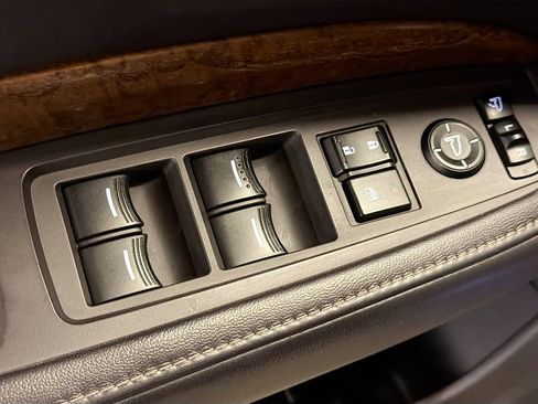 Used 2018 Acura MDX SH-AWD w/ Advance Package image 15