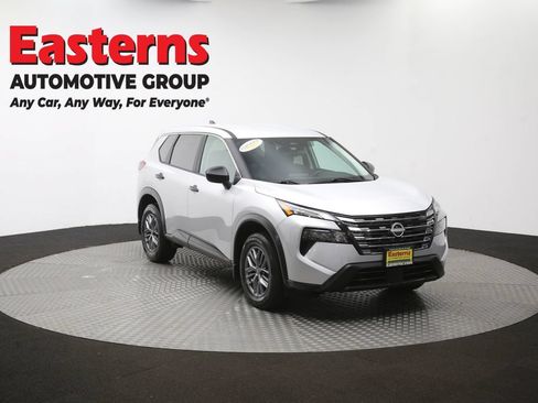 Used 2024 Nissan Rogue S AWD/4WD image 51