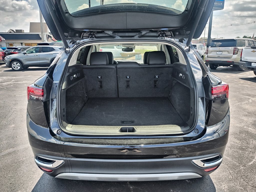 Used 2023 Buick Envision Essence FWD image 24