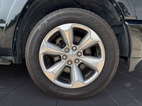 Used 2019 RAM 1500 Limited w/ Advanced Safety Group AWD/4WD image 14