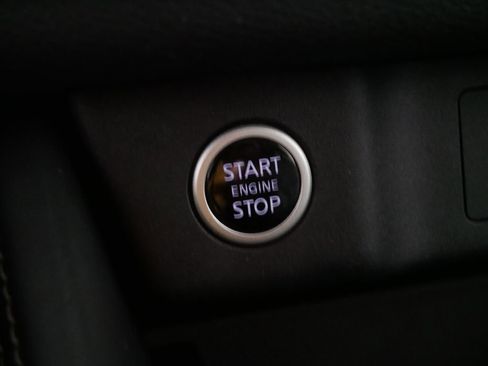 Used 2023 Nissan Rogue SL AWD/4WD image 26
