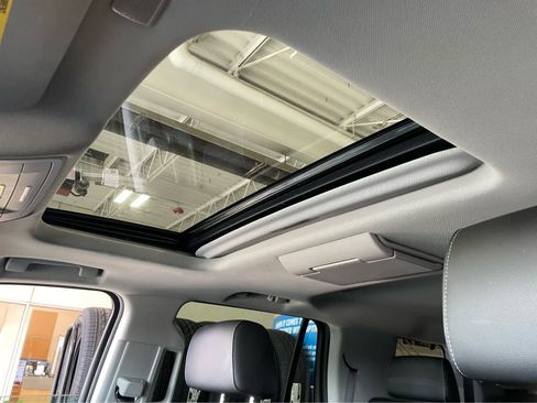 Used 2020 Chevrolet Tahoe LT image 39