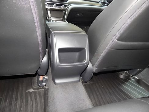 Used 2020 Honda Accord Sport image 18