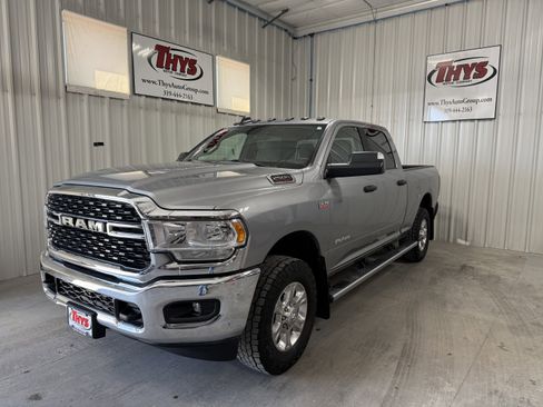 Used 2022 RAM 2500 Big Horn w/ Snow Chief Group image 13