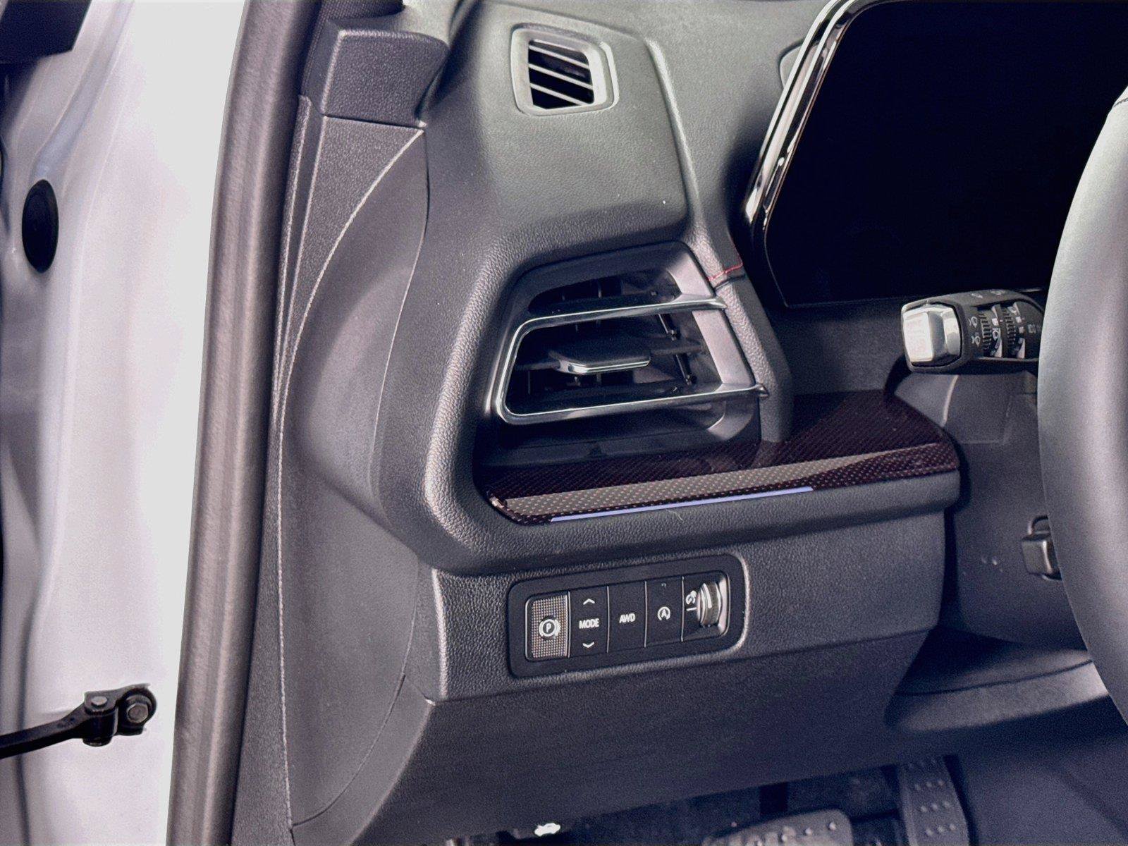 New 2027 Chevrolet Traverse RS w/ LPO, Floor Liner Package AWD/4WD image 4