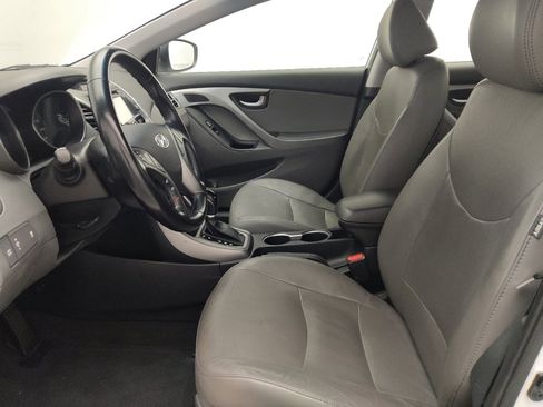 Used 2016 Hyundai Elantra Limited w/ Option Group 04 FWD image 17