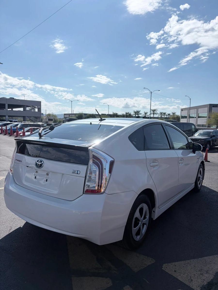 Used 2014 Toyota Prius Three w/ Solar Roof Package FWD image 3