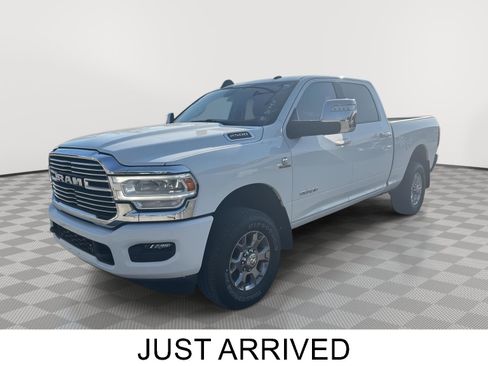 Used 2024 RAM 2500 Laramie AWD/4WD image 1