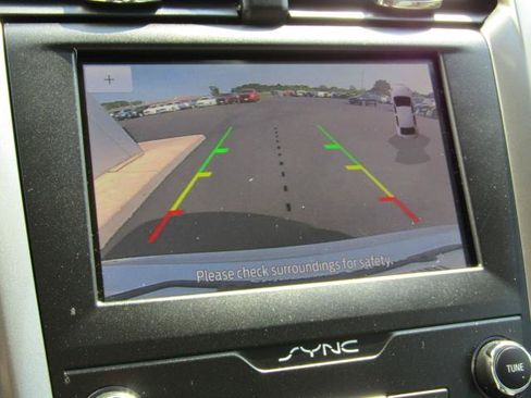 Certified 2019 Ford Fusion SE FWD image 29