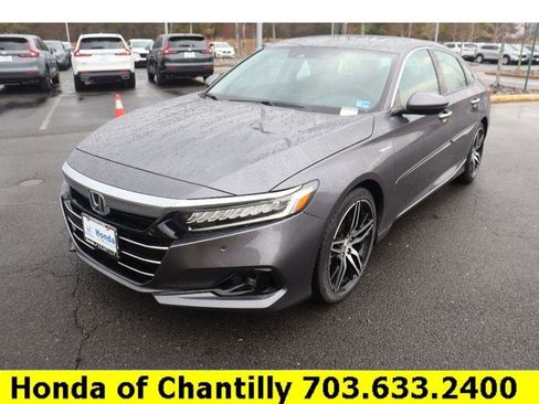 Certified 2022 Honda Accord Touring image 3