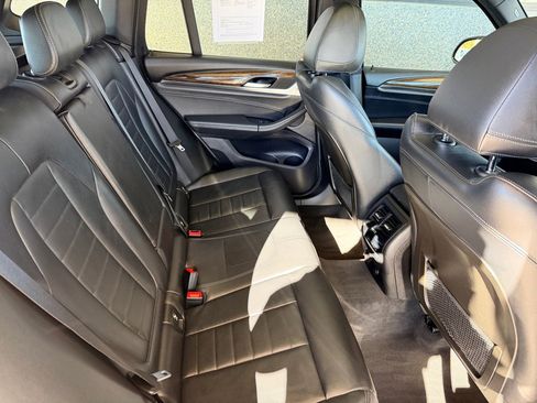 Used 2019 BMW X3 sDrive30i image 23