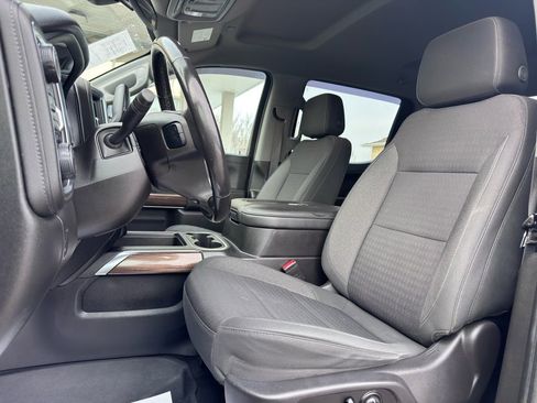 Used 2021 Chevrolet Silverado 1500 LT Trail Boss image 18