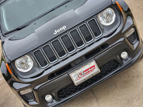 Used 2023 Jeep Renegade Latitude w/ Sun/Sound Group image 14