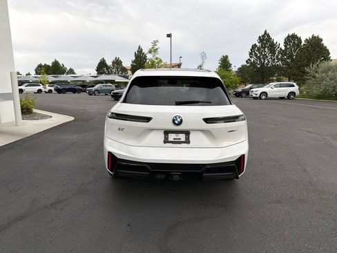 Used 2026 BMW iX xDrive60 w/ M Sport Package AWD/4WD image 4