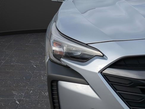 Certified 2025 Subaru Outback Premium AWD/4WD image 10